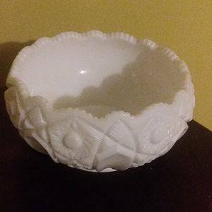 Milk glass bowl